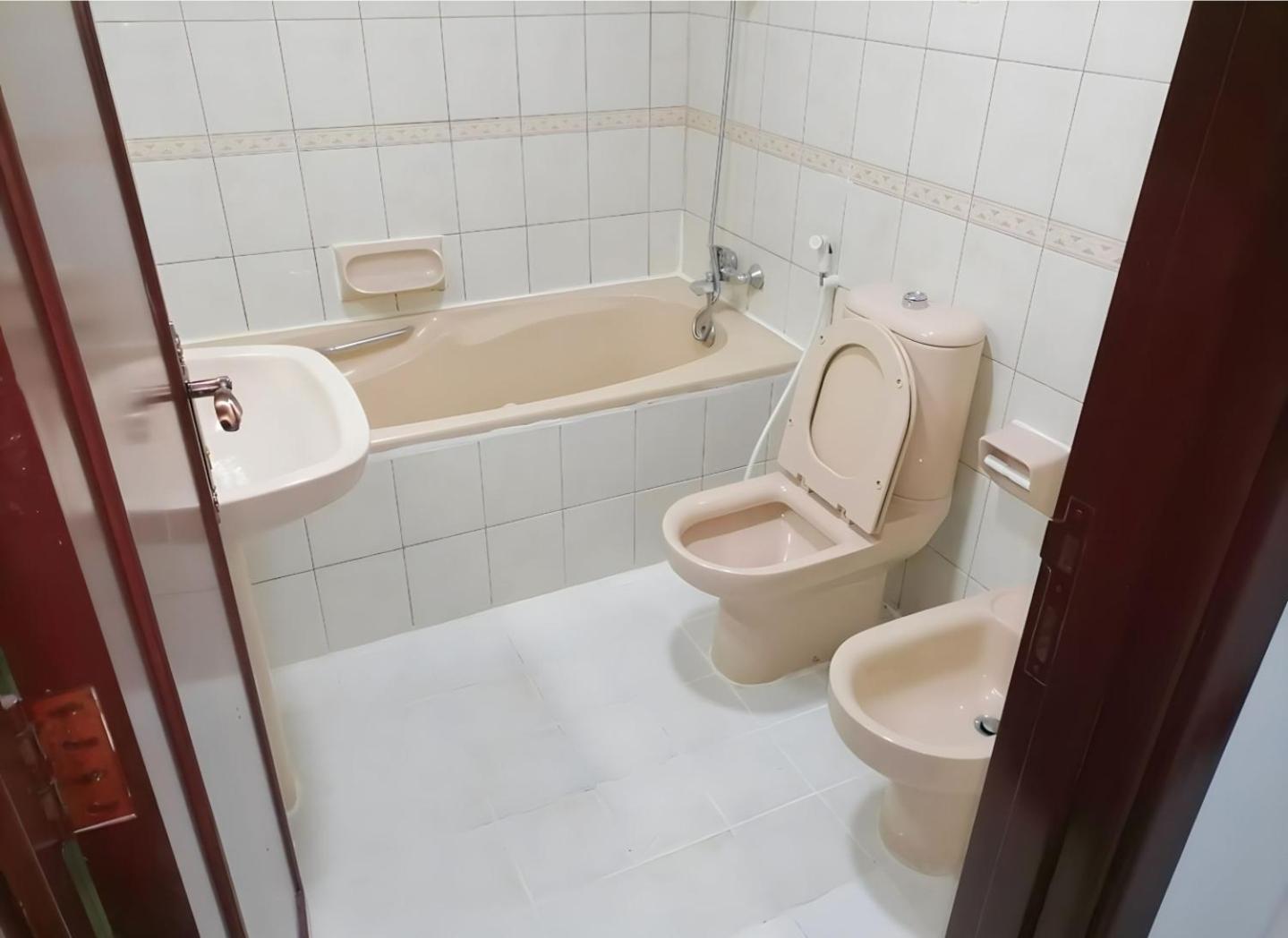 Corniche Street - Superb Lovely Room Abou Dabi Extérieur photo